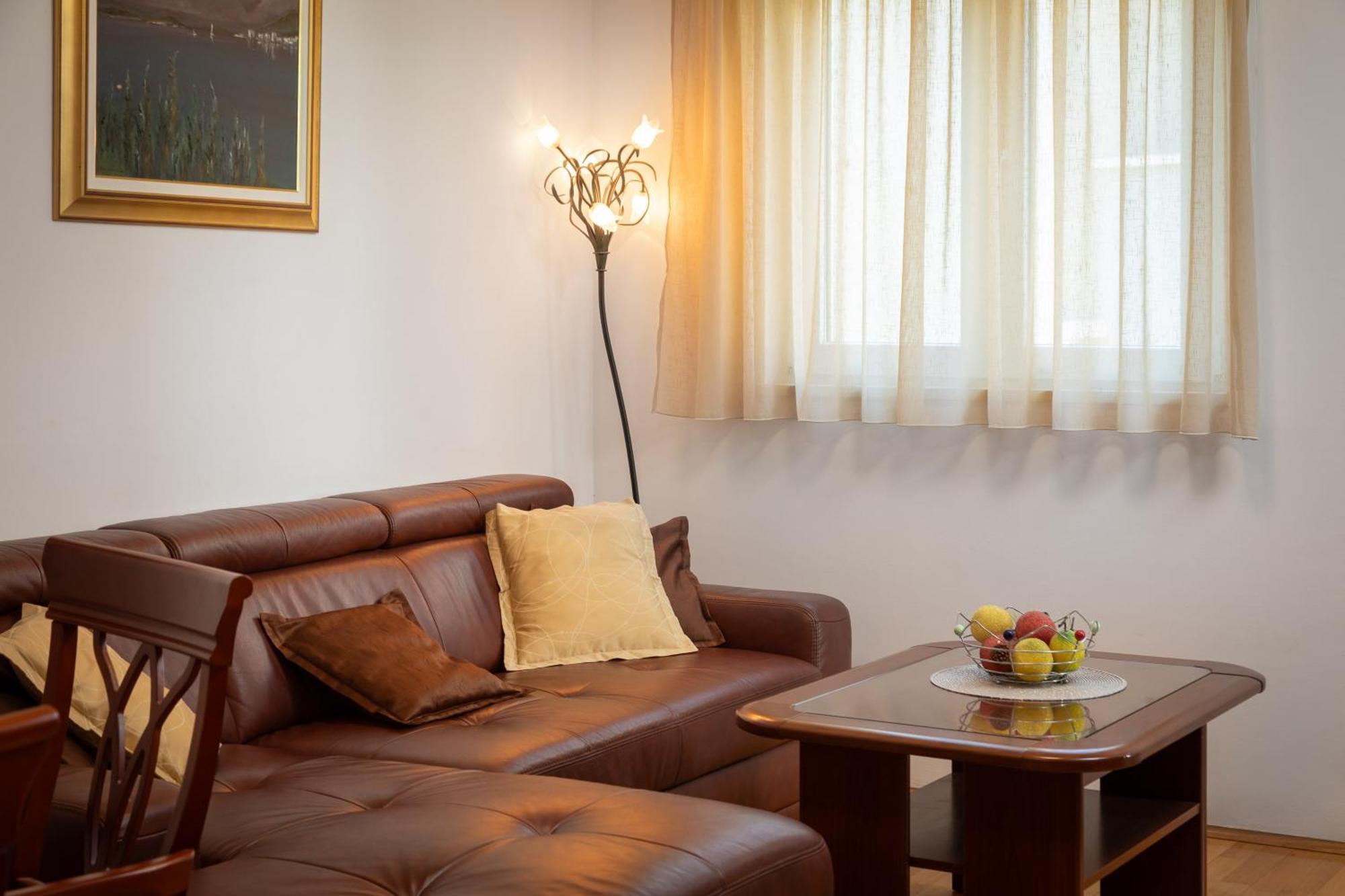 Apartment Sunny *
