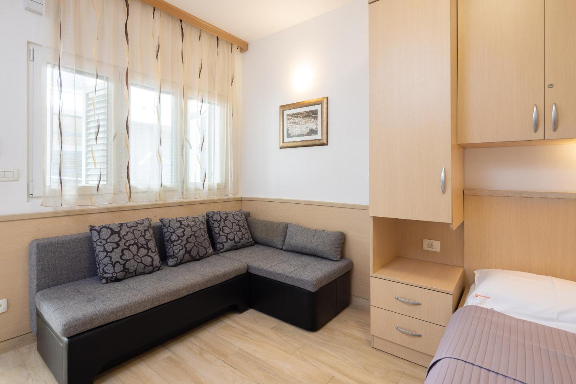 Apartment Sunny