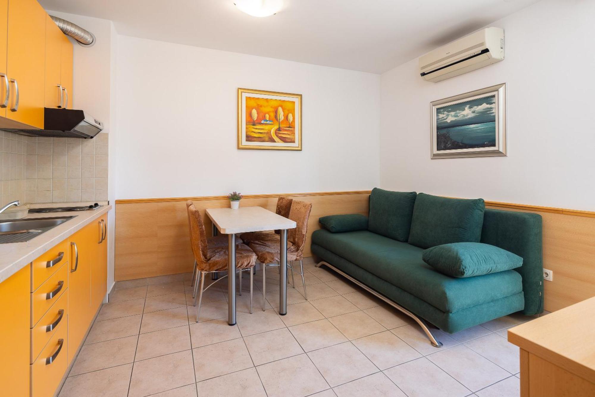 Apartment Sunny *