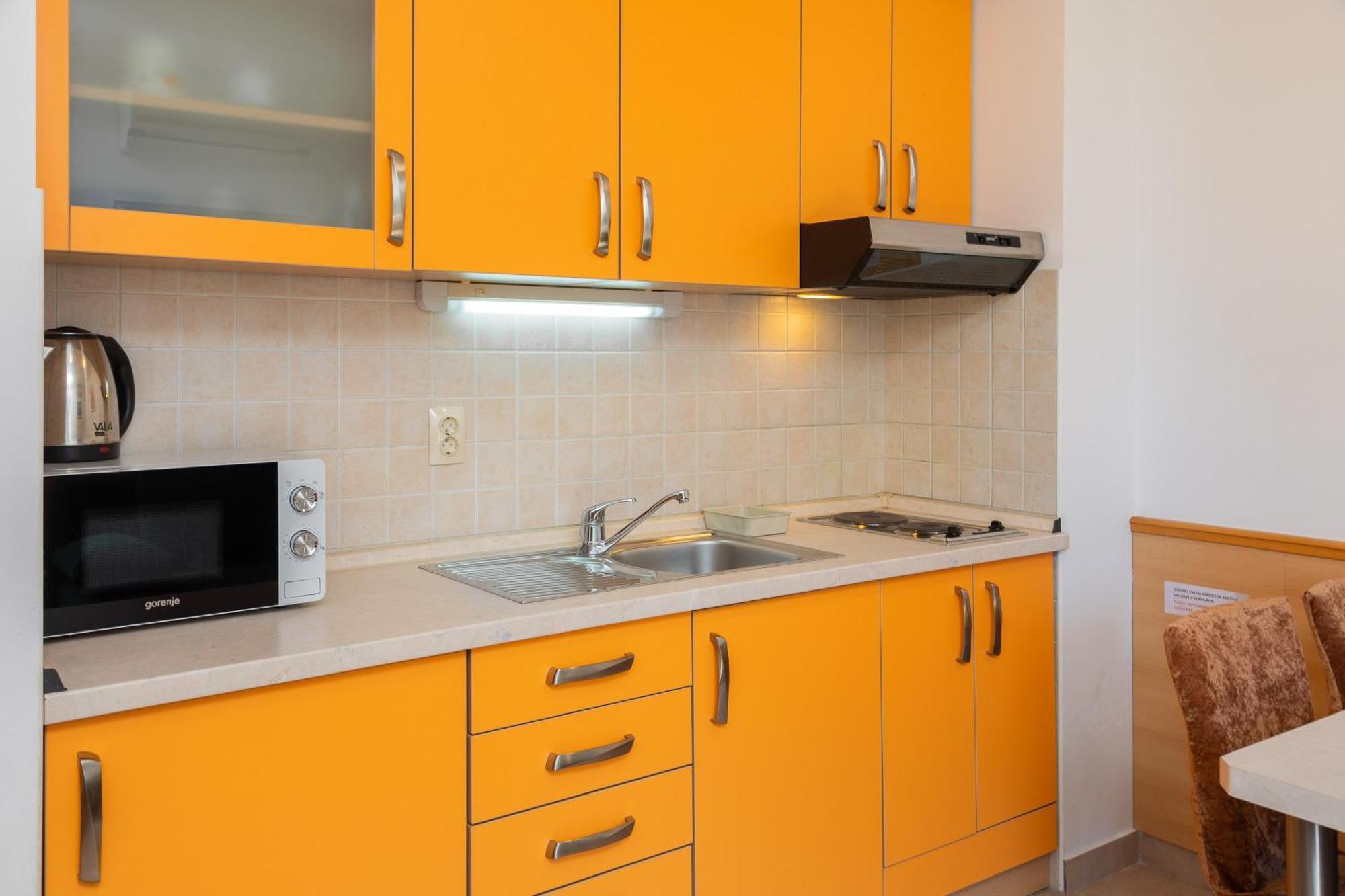 Sunny Apartment Makarska